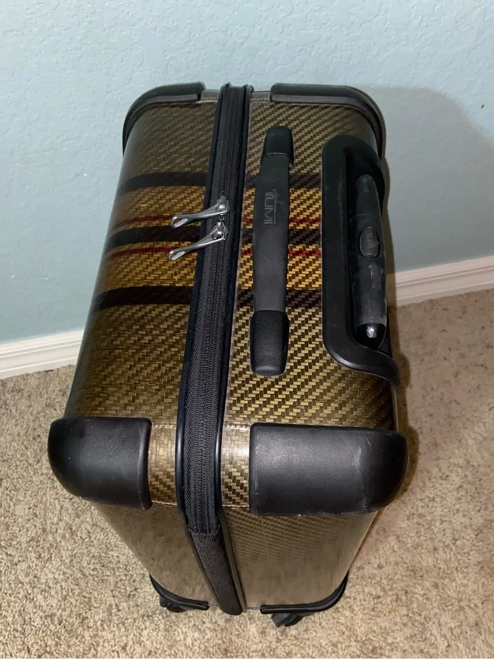 RARE HTF Tumi Carbon fiber hard shell carry on suitcase